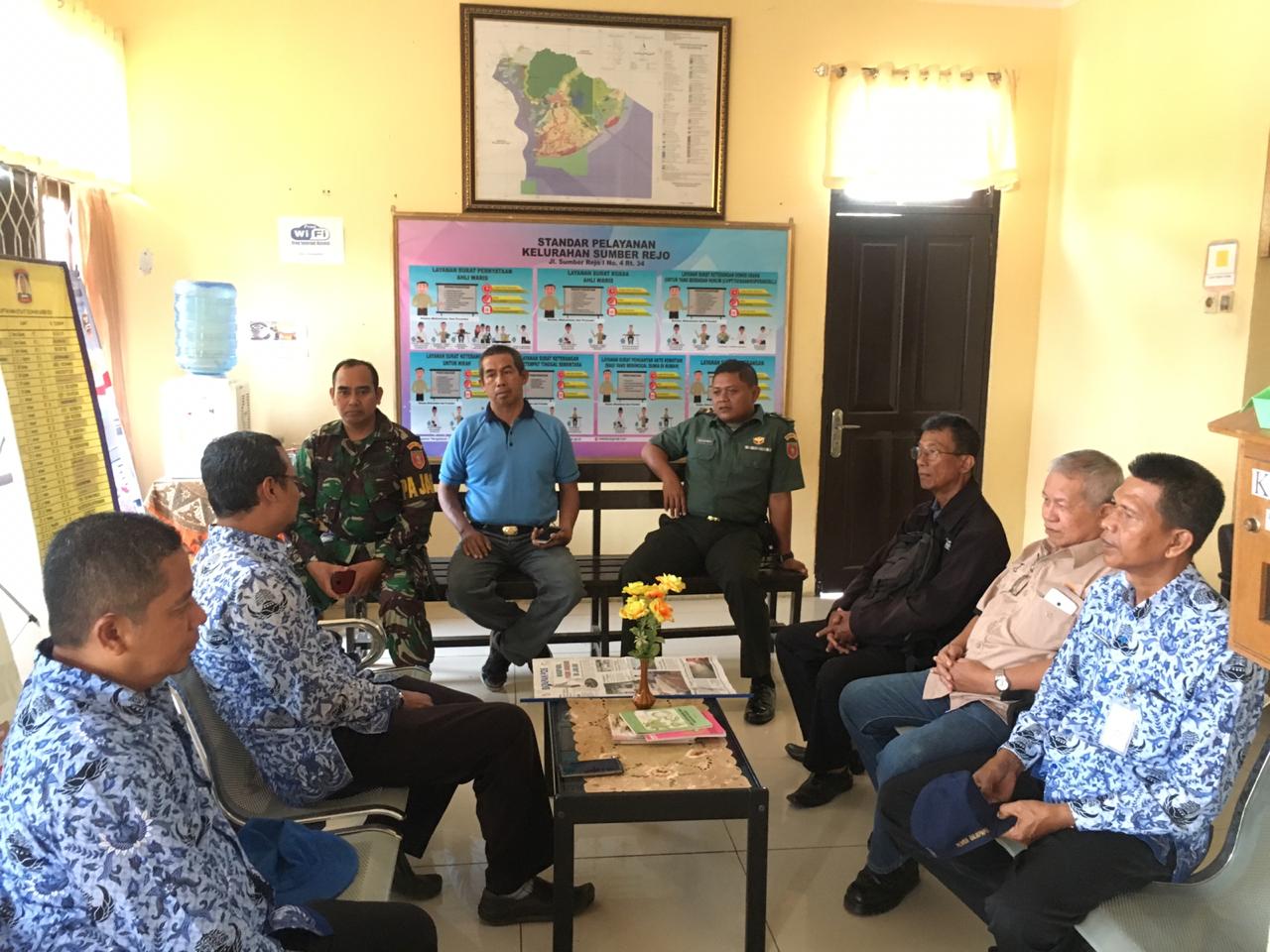 RAPAT PERSIAPAN EKSEKUSI ANJING LIAR DI WILAYAH SUMBER REJO