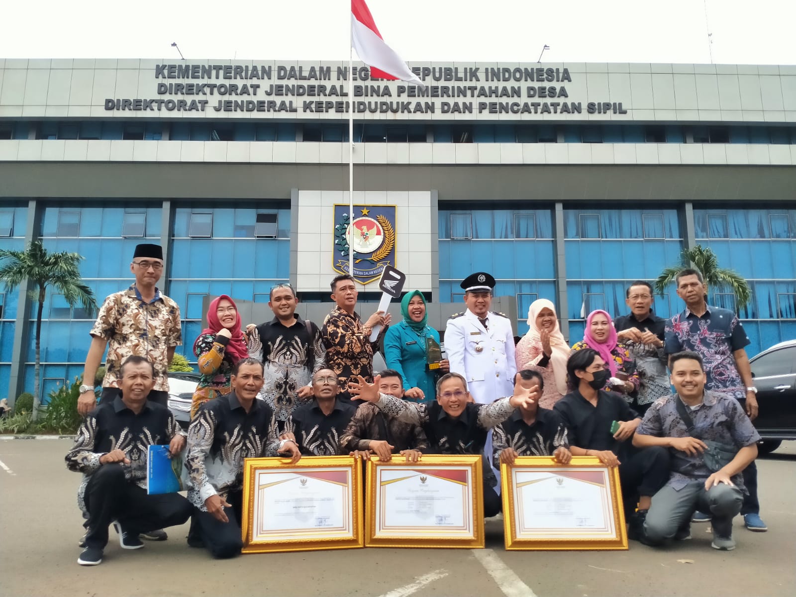 KELURAHAN SUMBER REJO JUARA 1 LOMBA KELURAHAN TINGKAT NASIONAL REGIONAL 3 TAHUN 2022